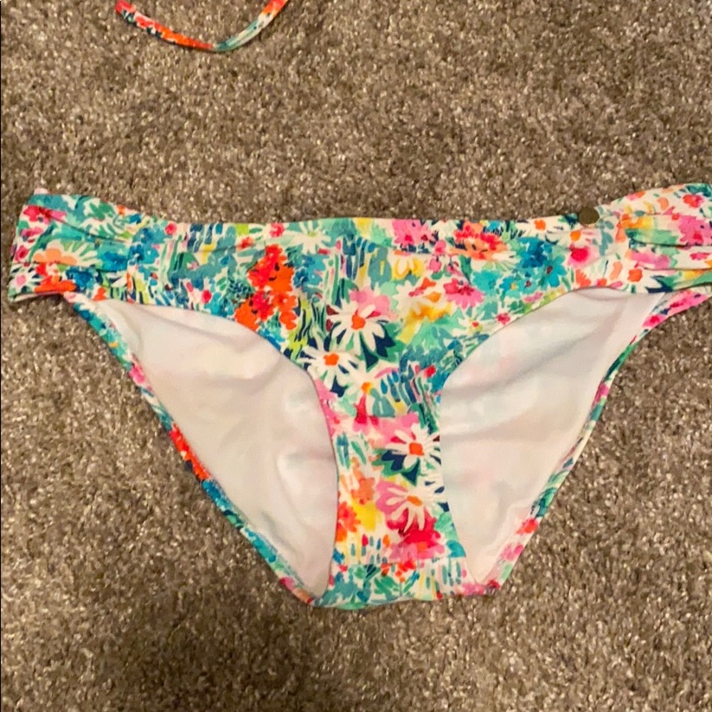 Floral bikini - Picture 6 of 8
